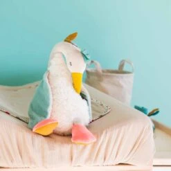 Poupée Musique Oie Le Voyage D'Olga - Moulin Roty -Moulin Roty moulin roty peluche musicale oie le voyage d olga 4