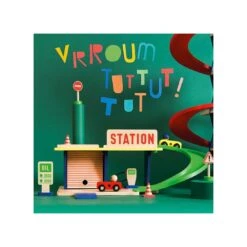 Station Essence - Dans La Ville - Moulin Roty -Moulin Roty moulin roty station essence dans la ville 3